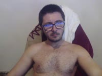 Young hairy european guy looking to meet new people and have fun