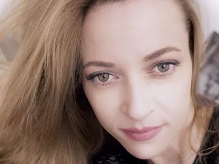 livecam sex AdelineGreen