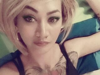 free live cam CharismaQueen