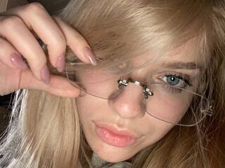 free adultcam ElwynaCreason